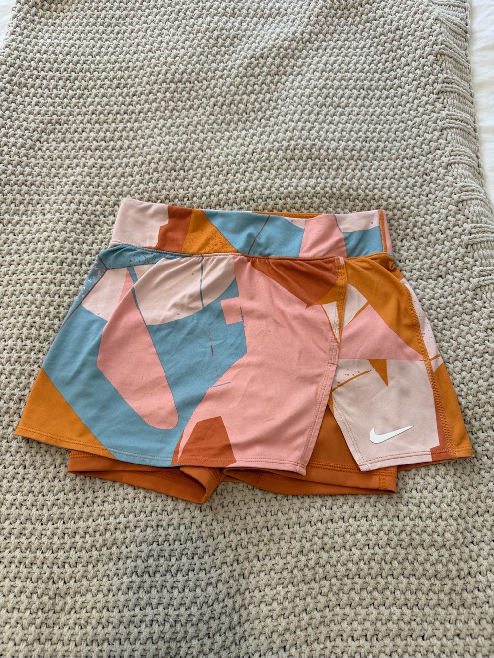 Nike Women’s Pink Blue Orange Abstract Print Skort